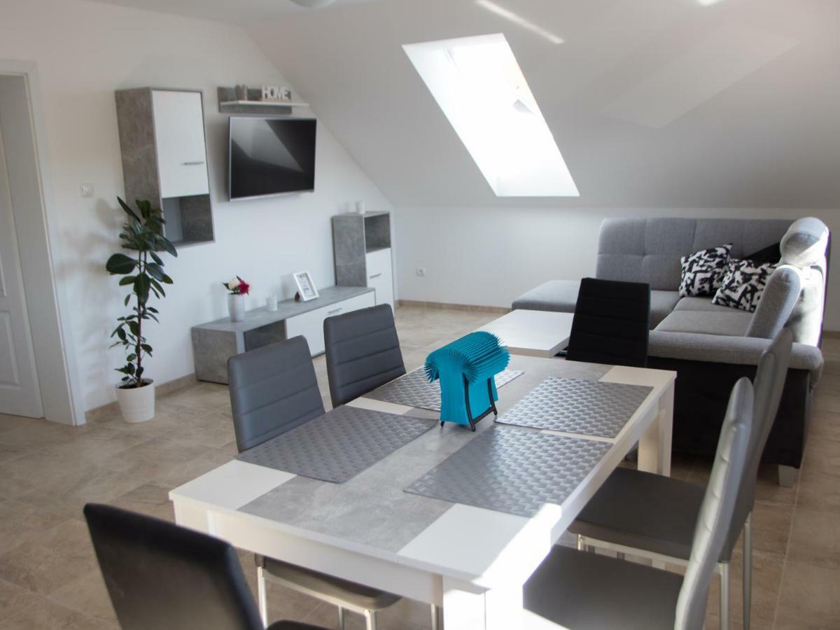 Apartman U Fuxu Zleby Dış mekan fotoğraf